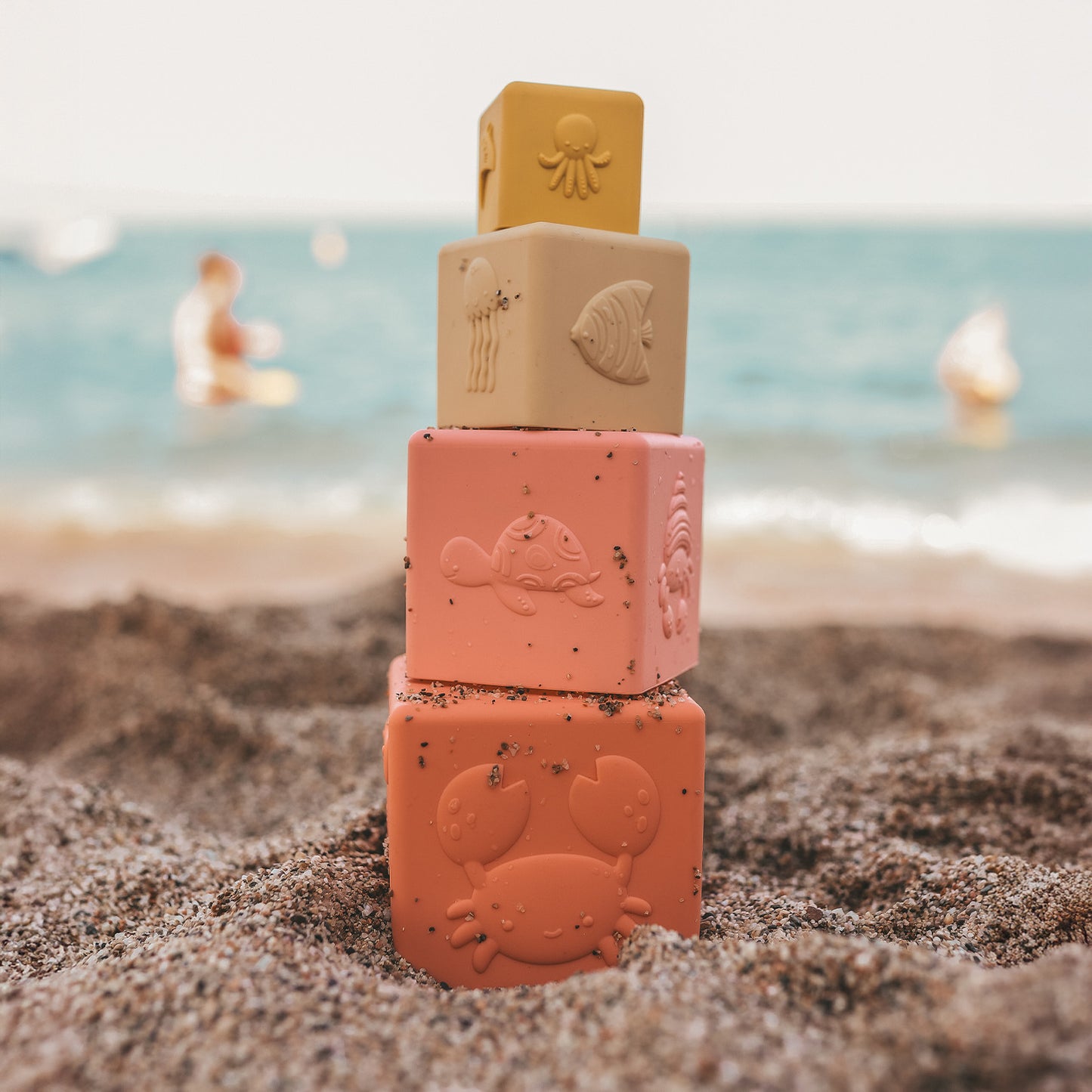 Solid | Stacking Tower | Tropic