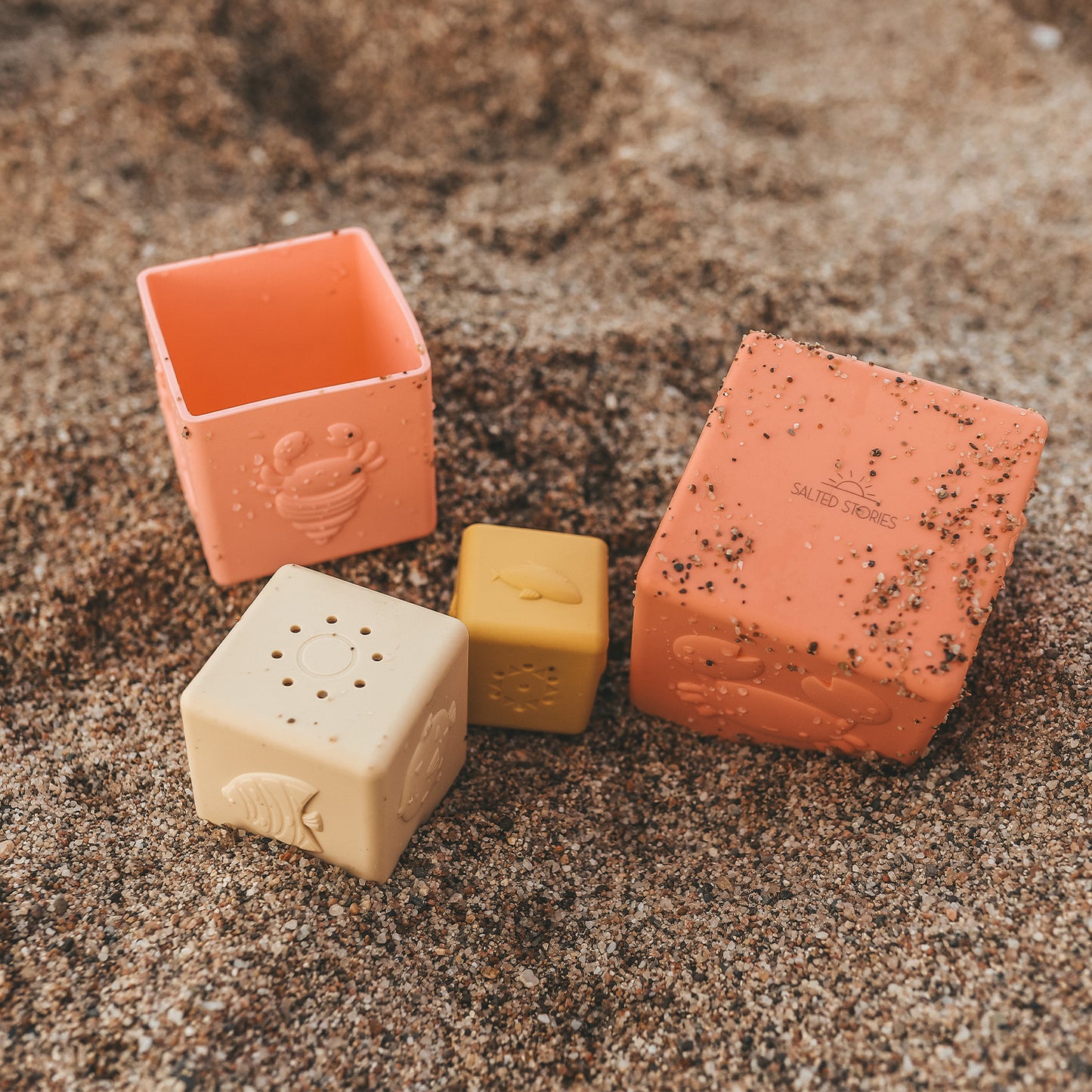 Solid | Stacking Tower | Tropic